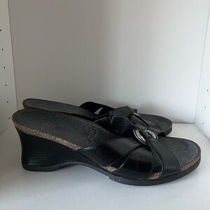 ARIAT Women's Ember Wedge Sandal 20902 Black Leather Cork Shoe Size 8.5B